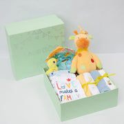 HANDMADED WITH LOVE HAMPER